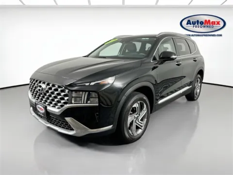 More photos of 2023 Hyundai Santa Fe SEL at AutoMax Marlborough, MA