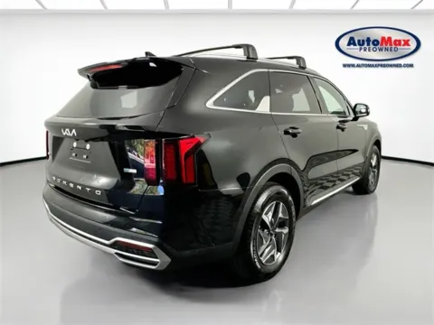 Photos of 2022 Kia Sorento Hybrid S for sale in Marlborough, MA at AutoMax Marlborough