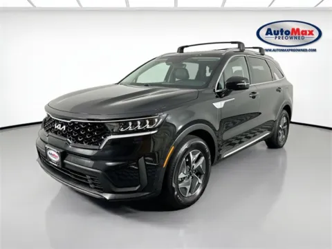 More photos of 2022 Kia Sorento Hybrid S at AutoMax Marlborough, MA