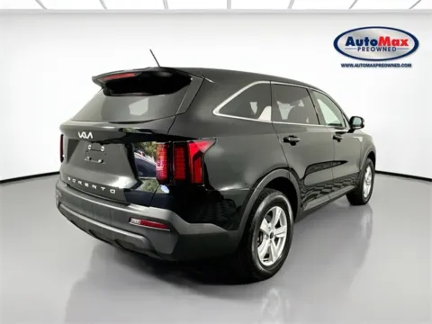 Photos of 2022 Kia Sorento LX for sale in Marlborough, MA at AutoMax Marlborough