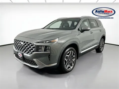 More photos of 2022 Hyundai Santa Fe Limited at AutoMax Marlborough, MA