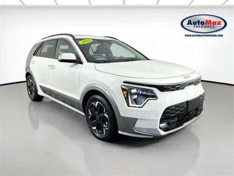 White 2023 Kia Niro EV Wave for sale in Marlborough, MA