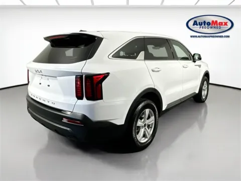 Photos of 2022 Kia Sorento LX for sale in Marlborough, MA at AutoMax Marlborough