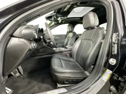 More photos of 2022 Alfa Romeo Giulia Ti at AutoMax Marlborough, MA