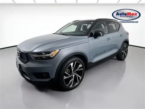 More photos of 2022 Volvo XC40 R-Design at AutoMax Marlborough, MA