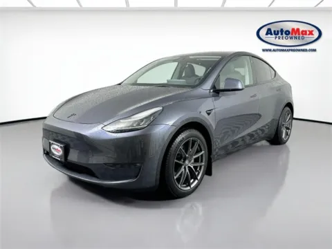 More photos of 2022 Tesla Model Y Long Range at AutoMax Marlborough, MA