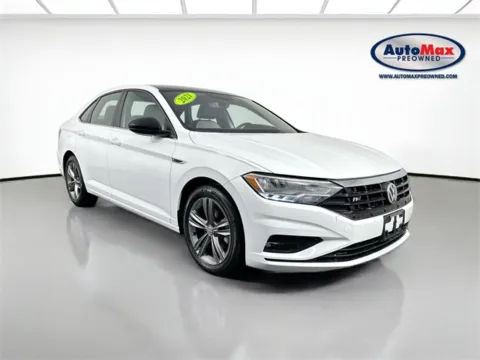 White 2021 Volkswagen Jetta R-Line for sale in Marlborough, MA