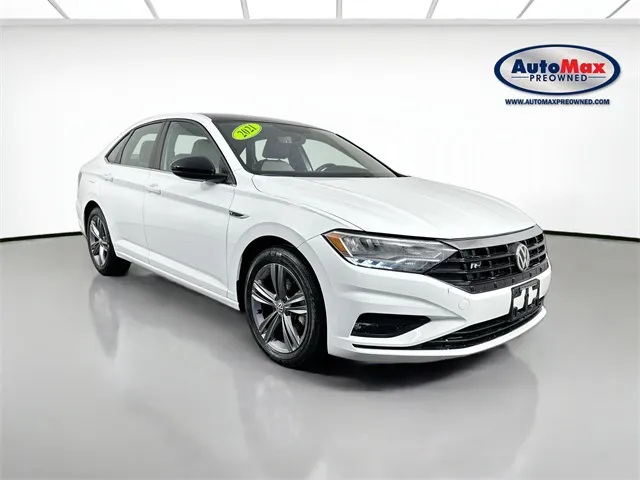 White 2021 Volkswagen Jetta R-Line for sale in Marlborough, MA
