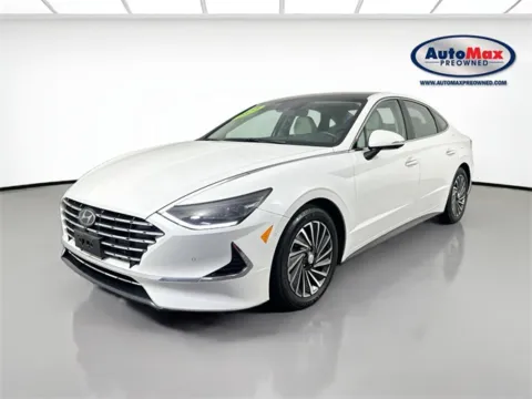 More photos of 2022 Hyundai Sonata Hybrid Limited at AutoMax Marlborough, MA