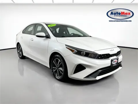 White 2023 Kia Forte LXS for sale in Marlborough, MA