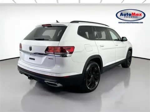 Photos of 2022 Volkswagen Atlas 3.6L V6 SE w/Technology for sale in Marlborough, MA at AutoMax Marlborough