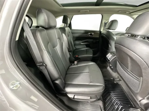 More photos of 2022 Kia Sorento X-Line EX at AutoMax Marlborough, MA
