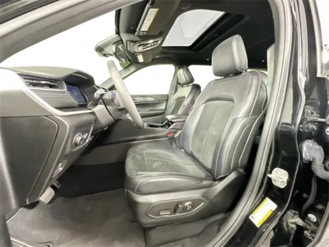 More photos of 2023 Jeep Grand Cherokee L Altitude at AutoMax Marlborough, MA