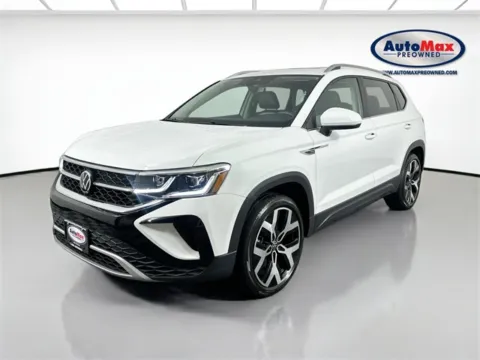 More photos of 2022 Volkswagen Taos 1.5T SEL at AutoMax Marlborough, MA