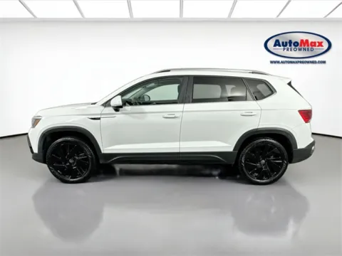 More photos of 2024 Volkswagen Taos 1.5T SE at AutoMax Marlborough, MA