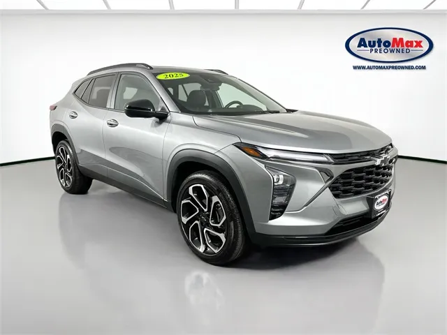 Gray 2025 Chevrolet Trax 2RS for sale in Marlborough, MA