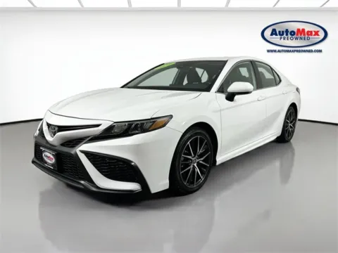 More photos of 2024 Toyota Camry SE at AutoMax Marlborough, MA