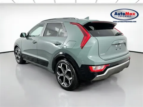 More photos of 2023 Kia Niro EX Touring at AutoMax Marlborough, MA