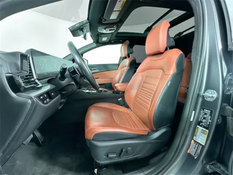 More photos of 2023 Kia Sportage Hybrid SX-Prestige at AutoMax Marlborough, MA