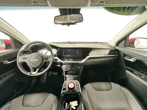 More photos of 2022 Kia Niro EV EX at AutoMax Marlborough, MA