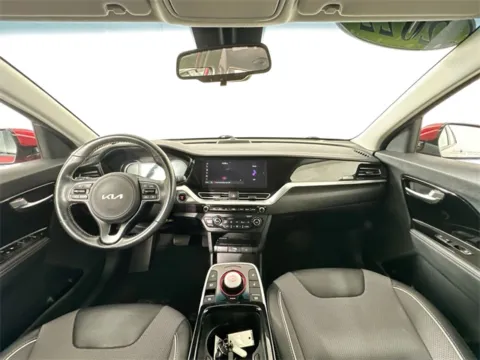 More photos of 2022 Kia Niro EV EX at AutoMax Marlborough, MA