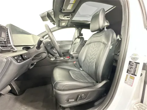 More photos of 2023 Kia Sportage X-Line at AutoMax Marlborough, MA
