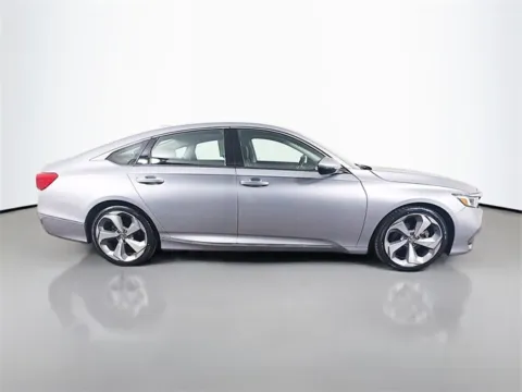More photos of 2019 Honda Accord Touring 2.0T at Superior Motor Company, MD