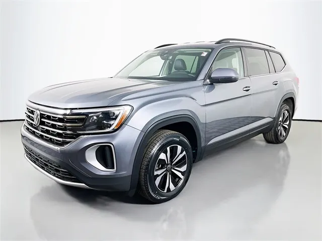 2024 Volkswagen Atlas SE's photo