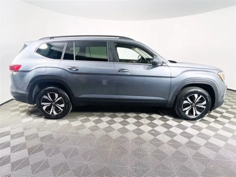 More photos of 2024 Volkswagen Atlas 2.0T SE at Superior Motor Company, MD