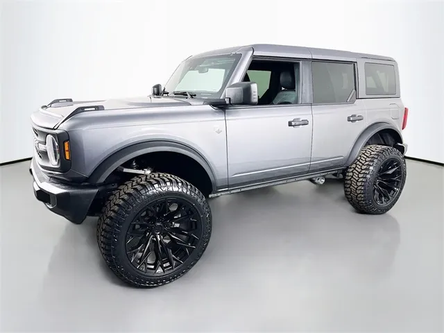 2025 Ford Bronco 4-Door Big Bend's photo