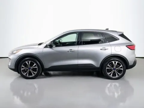 Photos of 2022 Ford Escape SE for sale in Bel Air, MD at Superior Motor Company