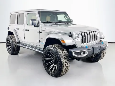 More photos of 2022 Jeep Wrangler at Superior Motor Company, MD
