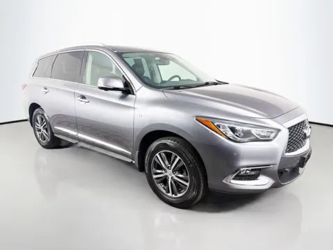 More photos of 2017 INFINITI QX60 at Superior Motor Company, MD