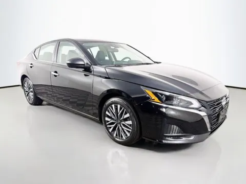 More photos of 2024 Nissan Altima 2.5 SV at Superior Motor Company, MD
