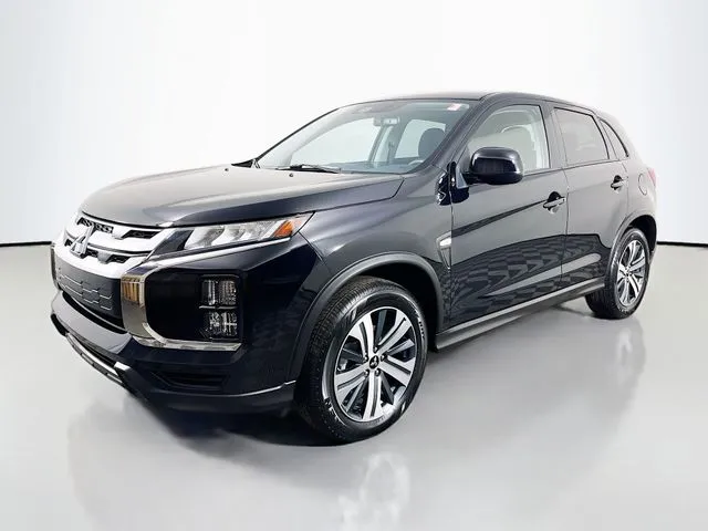 2024 Mitsubishi Outlander Sport 2.0 ES AWC CVT's photo