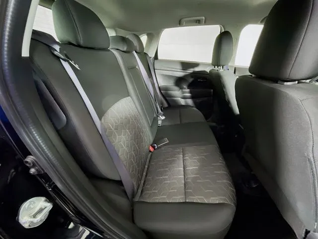 2024 Mitsubishi Outlander Sport ES - Photo 19