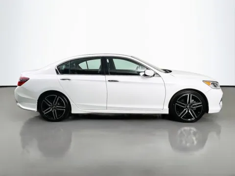 More photos of 2017 Honda Accord Sport at Superior Motor Company, MD