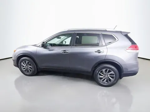 Photos of 2016 Nissan Rogue SL for sale in Bel Air, MD at Superior Motor Company