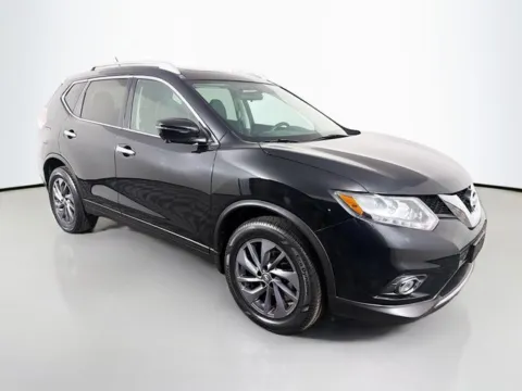 More photos of 2016 Nissan Rogue SL at Superior Motor Company, MD