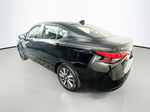 More photos of 2021 Nissan Versa 1.6 SV at Superior Motor Company, MD