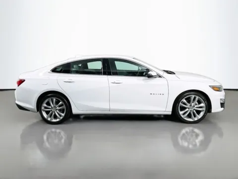 More photos of 2022 Chevrolet Malibu LT at Superior Motor Company, MD