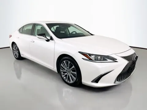 More photos of 2020 Lexus ES 300h at Superior Motor Company, MD