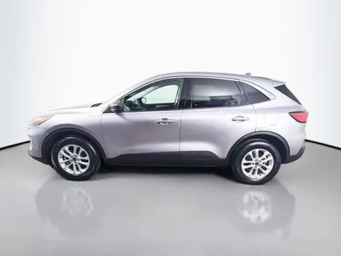 Photos of 2022 Ford Escape SE Hybrid for sale in Bel Air, MD at Superior Motor Company