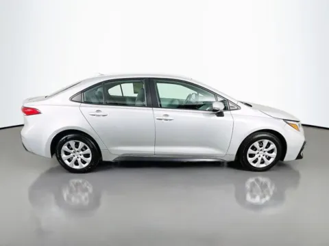 More photos of 2023 Toyota Corolla SE at Superior Motor Company, MD