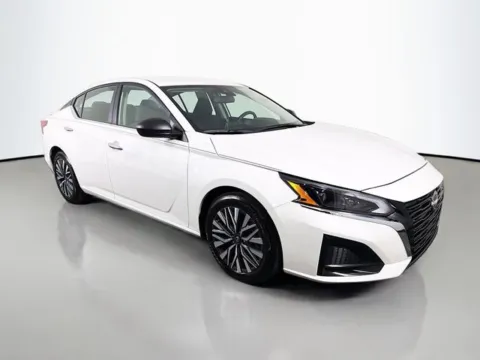 More photos of 2024 Nissan Altima 2.5 SV at Superior Motor Company, MD