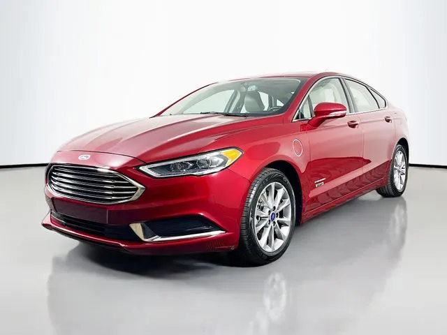 Red 2018 Ford Fusion Energi SE Luxury for sale in Bel Air, MD