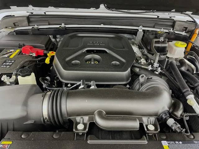 2025 Jeep Wrangler 4xe Sahara 4XE - Photo 30