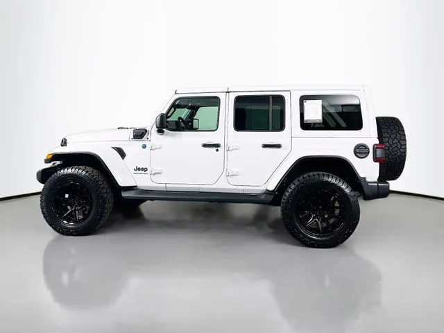 2025 Jeep Wrangler 4xe Sahara 4XE - Photo 2