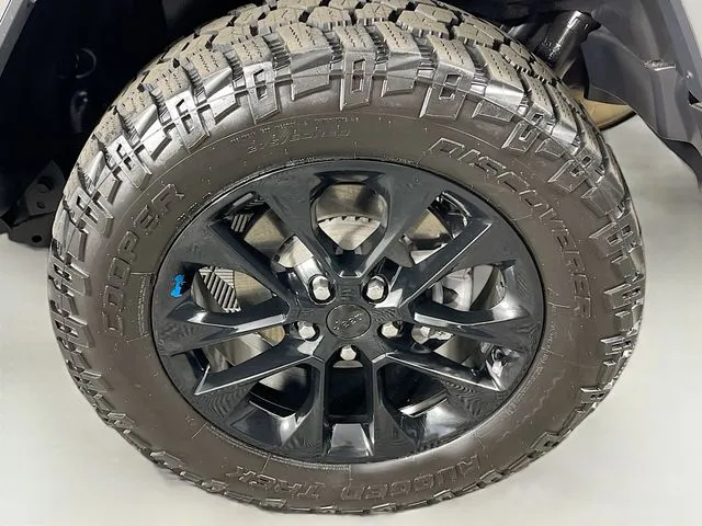 2022 Jeep Wrangler Unlimited Sahara 4XE - Photo 32