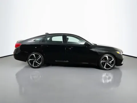 More photos of 2022 Honda Accord Sport at Superior Motor Company, MD